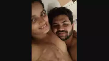 Indian hot couple bj part 2