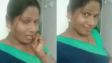 desi maid sucking owners cock