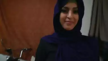 Arab big tits slur reverse cowgirl rides big cock