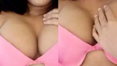 Sexy Girl Showing Her Boobs