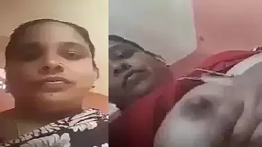 Bhabhi blouse removing boobs show and viral nude