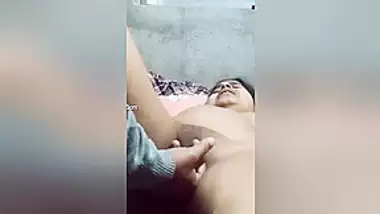 Today Exclusive- Desi Bhabhi Pussy Fingerring And Hard Fucked By Hubby