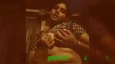 1153 Indian village girl showing boobs on cam