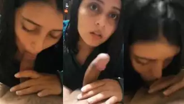 Bangladeshi porn video of a Dhaka slut with a sexy song