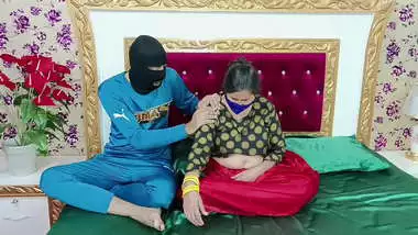 Sexy Indian Lady Sexy with her Servant