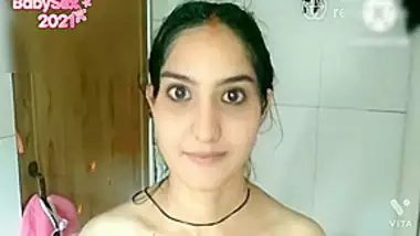 Teen Bhabhi Has Fucked By Boyfriend In Bathroom