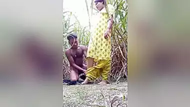 Dehati Chubby Randi Fucked In Fields